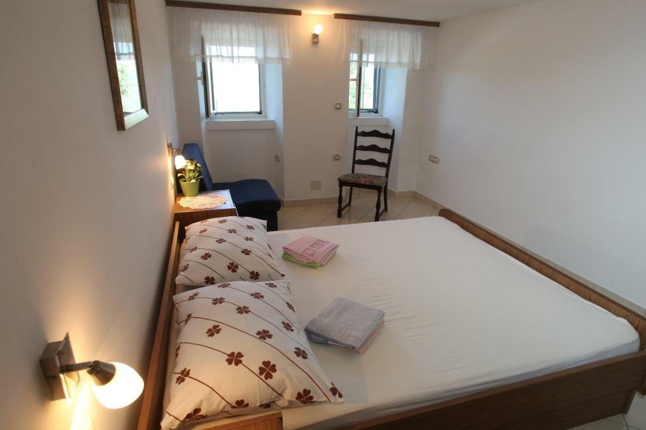Accommodation Lily Vrana  エクステリア 写真
